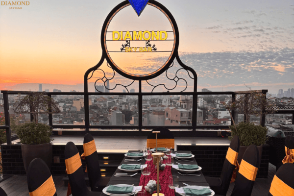 Diamond Sky Bar – Địa điểm tổ chức tiệc cuối năm tại Hà Nội lý tưởng với không gian đẹp & dịch vụ trọn gói